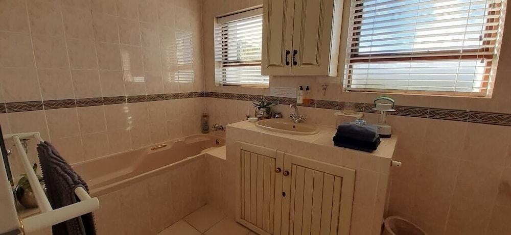 Atlantic Guest House Knysna Ngoại thất bức ảnh